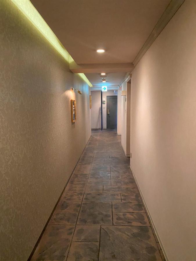 Hotel Regent (Adults Only) Nagoya Esterno foto